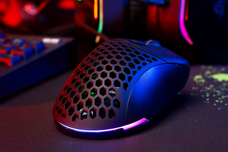 MOUSE VSG AQUILA AIR BRILLANTE | 16,000 DPI | RGB | NEGRO